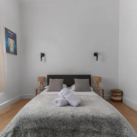 アパート Le Larbaud - Calme En Centre *